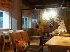 -Who乎coffee&bar