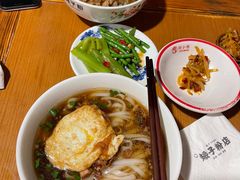 -矮子粉店1985·长沙米粉(湘春路店)