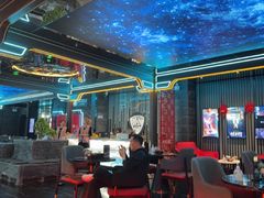 -屋有岛沉浸游戏旗舰店(中山公园店)