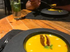 香滑姜味南瓜汤配火腿脆片-AZUL by FUEL蓝色·法式酒馆(琶醍店)