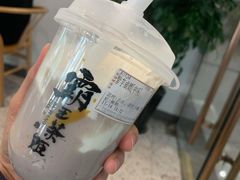 -霸王茶姬(泛海广场店)