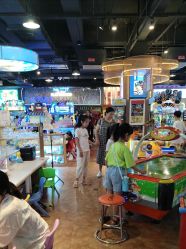 -卡通尼乐园(荟聚中心店)