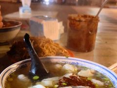 -碑亭巷老王柴火馄饨