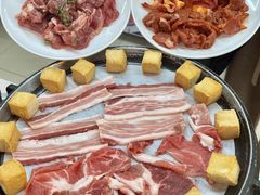 -焱味真•韩牛自助烤肉(大学城店)