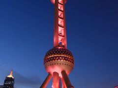 -陆家嘴空中步行连廊