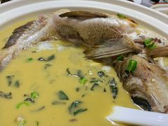 -三湘四水湖南特色餐厅(颐景公寓店)