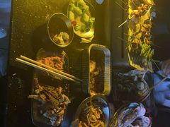 -麦凯伦烧烤·精酿超级工厂店(金桥总店)