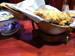 -窄巷子陕菜馆·地道陕西菜(粉巷店)
