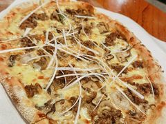 烤牛肉披萨-I HOLIC艾豪丽披萨(KKone店)
