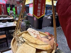 -七百岁羊肉馆(环球港店)