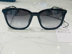 -YI OPTICAL 奕镜·蔡司战略合作店(长宁来福士店)