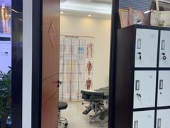 -脊地脊柱·运动康复·体态(汇海店)