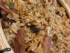 招牌腊味煲仔饭-高第街56号港式餐厅·精选(世茂广场宽厚里大明湖店)