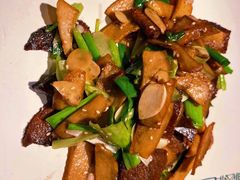 杏鲍菇炒牛肉-云海肴·汽锅鸡·云南菜(领展购物广场·中关村店)