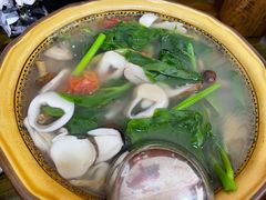 素三鲜-燕兵眉州肥肠鱼饭店