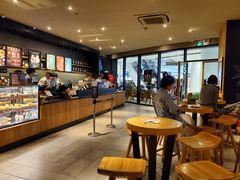 -星巴克臻选(莘庄仲盛店)