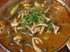 -余杨鸭鸭餐厅