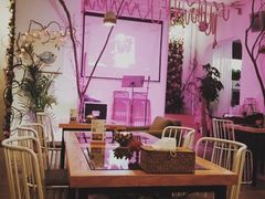 -春树下·树屋花房西餐厅(罍街AS1980店)