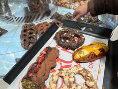 -HOT CRUSH趁热集合·现烤面包(环球港店)