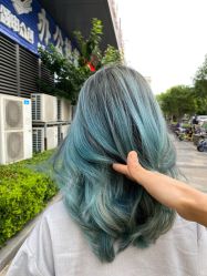 -Tloml salon