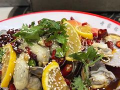 -老东镇啤酒屋海鲜加工·蒸汽海鲜·海鲜烧烤(台东店)