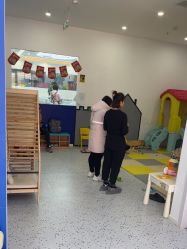 -熊小米专业儿童游泳馆