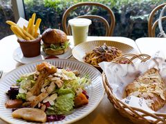 -麦田工坊(月湖店)