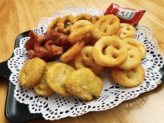 -酷豆宠物咖啡·宠物美食·撸猫馆