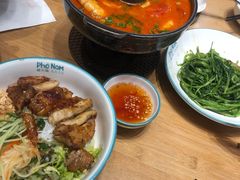 越式冬阴功汤-越小品·越南餐厅(万科里店)