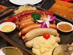 -申德勒加油站餐厅(三里屯北小街店)