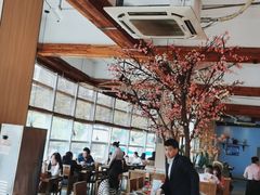 -蜜桃餐厅·伴山(湖滨商业街店)