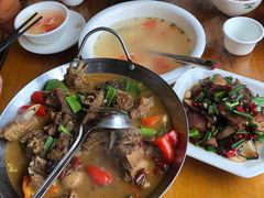 -临江餐馆二楼美食部落