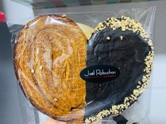 巧克力蝴蝶酥-Salon de The de Joel Robuchon(外滩18号店)