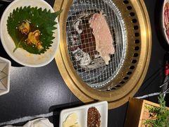 -山川小町·极番烧肉(新地假日广场店)