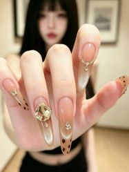 -H12 STAR日式美甲美睫专门店