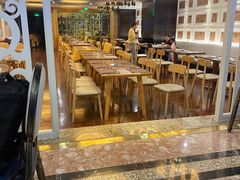 -皇朝万鑫自助餐厅