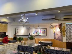 大堂-八两八金·莱芜特色炒鸡(市南漳浦路店)