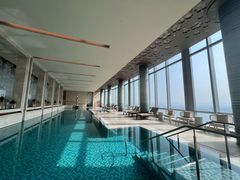 -成都华尔道夫酒店游泳池