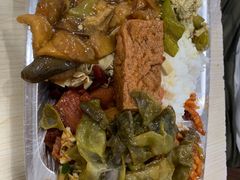-晓宇盒饭(民安街店)