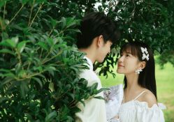 -雪中彩影婚纱摄影·微光艺术中心