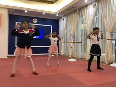 -米娜凯威少儿礼仪艺术教育(南海新凯广场店)