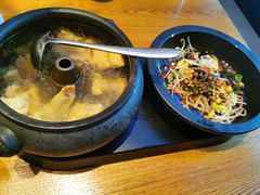 云南经典汽锅鸡-云海肴·汽锅鸡·云南菜(苏州中心店)