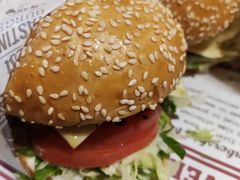 -The Habit Burger Grill 哈比特汉堡(复兴soho店)