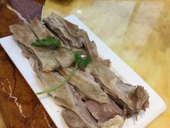 -达吾手抓美食城总部(义乌店)