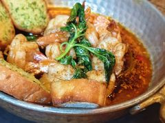 -SISTERS BAR RESTAURANT川意酒馆(嘉善老市H楼店)