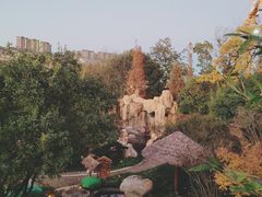 -七彩云南古滇温泉山庄