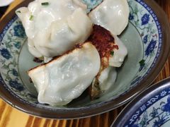 -无名氏宵夜小摊(祝家三姐妹馄饨店)