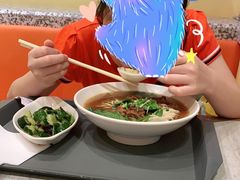 -大食代美食广场(上海中心店)