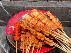 -金滏山·烤肉海鲜火锅自助(襄阳万达店)