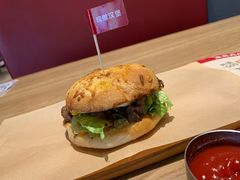 -必胜客(新中纬店)